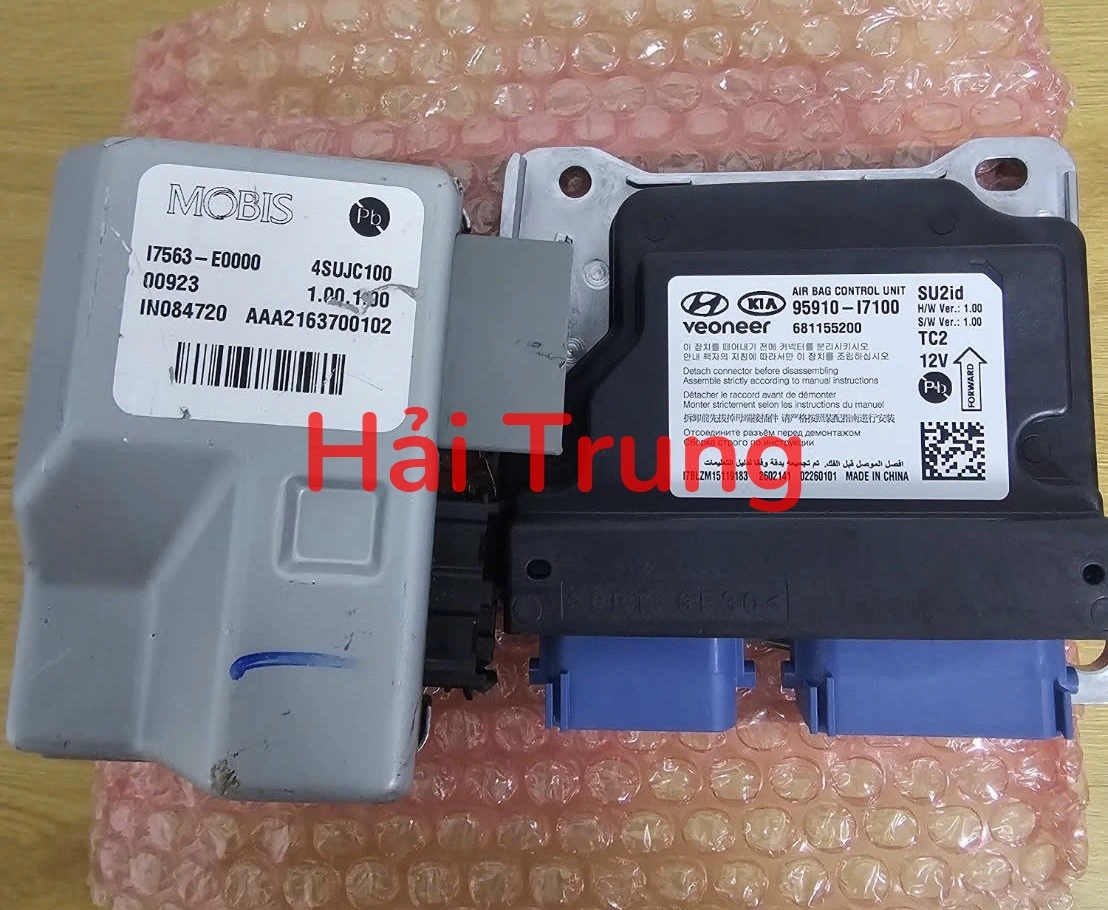 Tháo Xe Hộp túi khí, hộp cọc lái Hyundai Creta I7563E0000 95910I7100