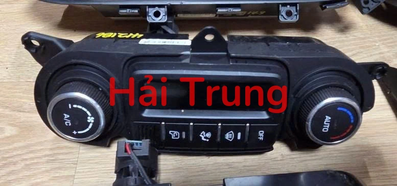 Bảng công tắc điều hòa Hyundai Kona 2019-2022 Tháo Xe