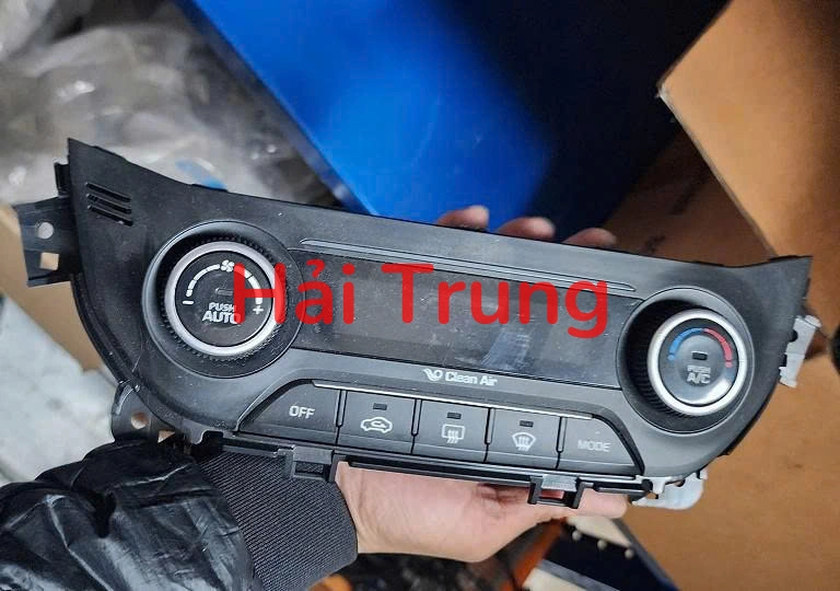 Bảng điều khiển công tắc điều hòa AC Hyundai Creta 2015-2018 Tháo Xe