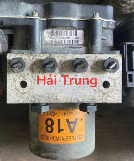 589102B650 Tháo xe Cụm ABS Hyundai Santafe 2010-2012