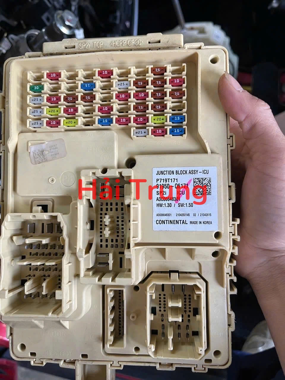 91950Q6171 Hộp cầu trì Kia Seltos 2022 2023 2024 Tháo xe