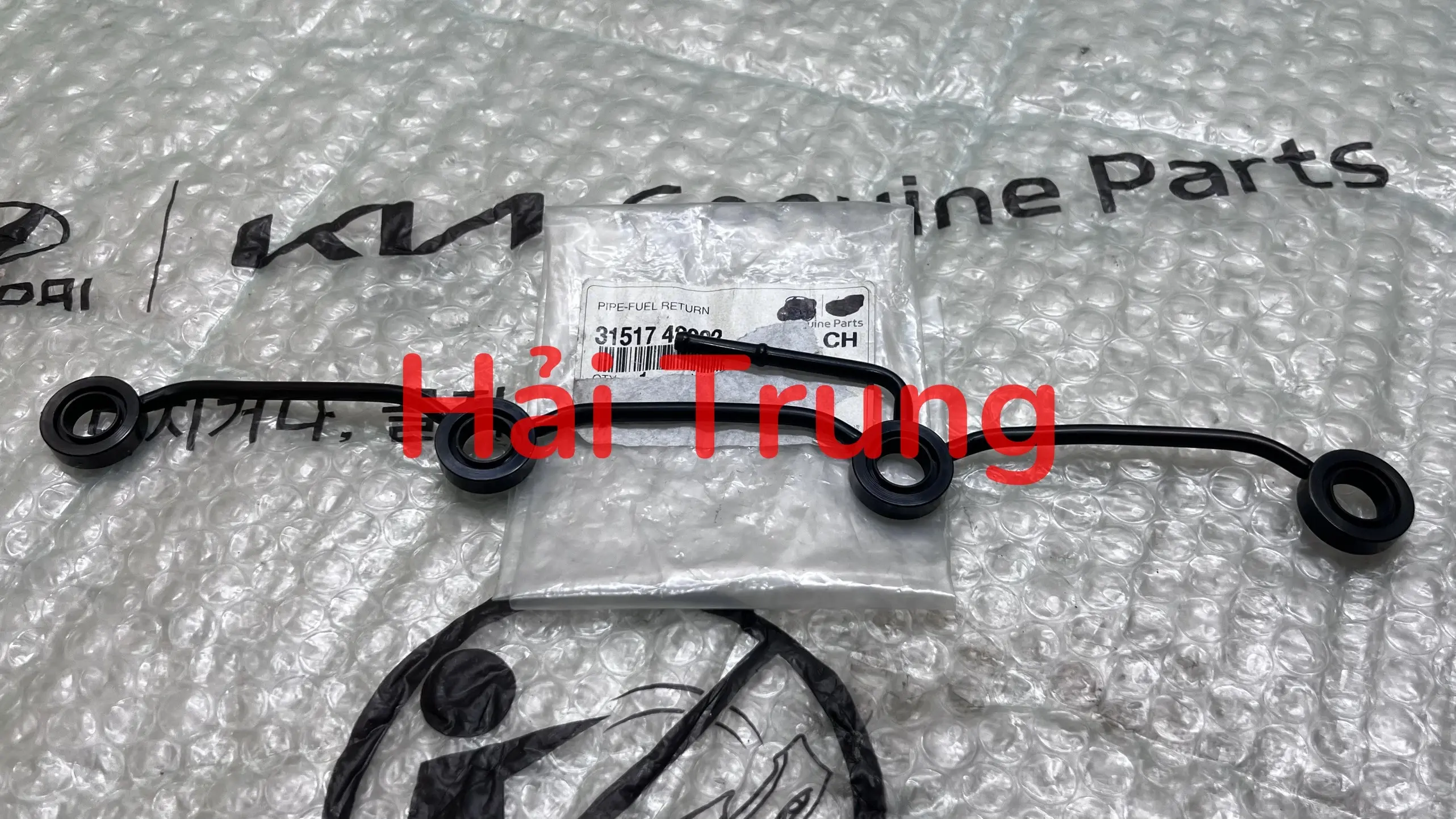 Ống dầu hồi Hyundai HD, Porter, Terracan chính hãng 3151742002.