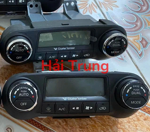 Tháo xe bảng điều khiển công tắc điều hòa Ac Hyundai Tucson 2009-2013