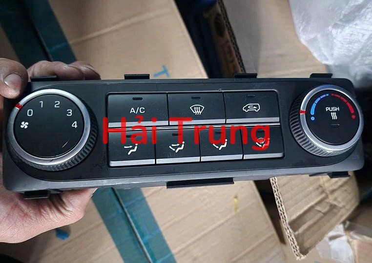 Cụm công tắc điều khiển điều hòa AC Hyundai Solati Tháo Xe