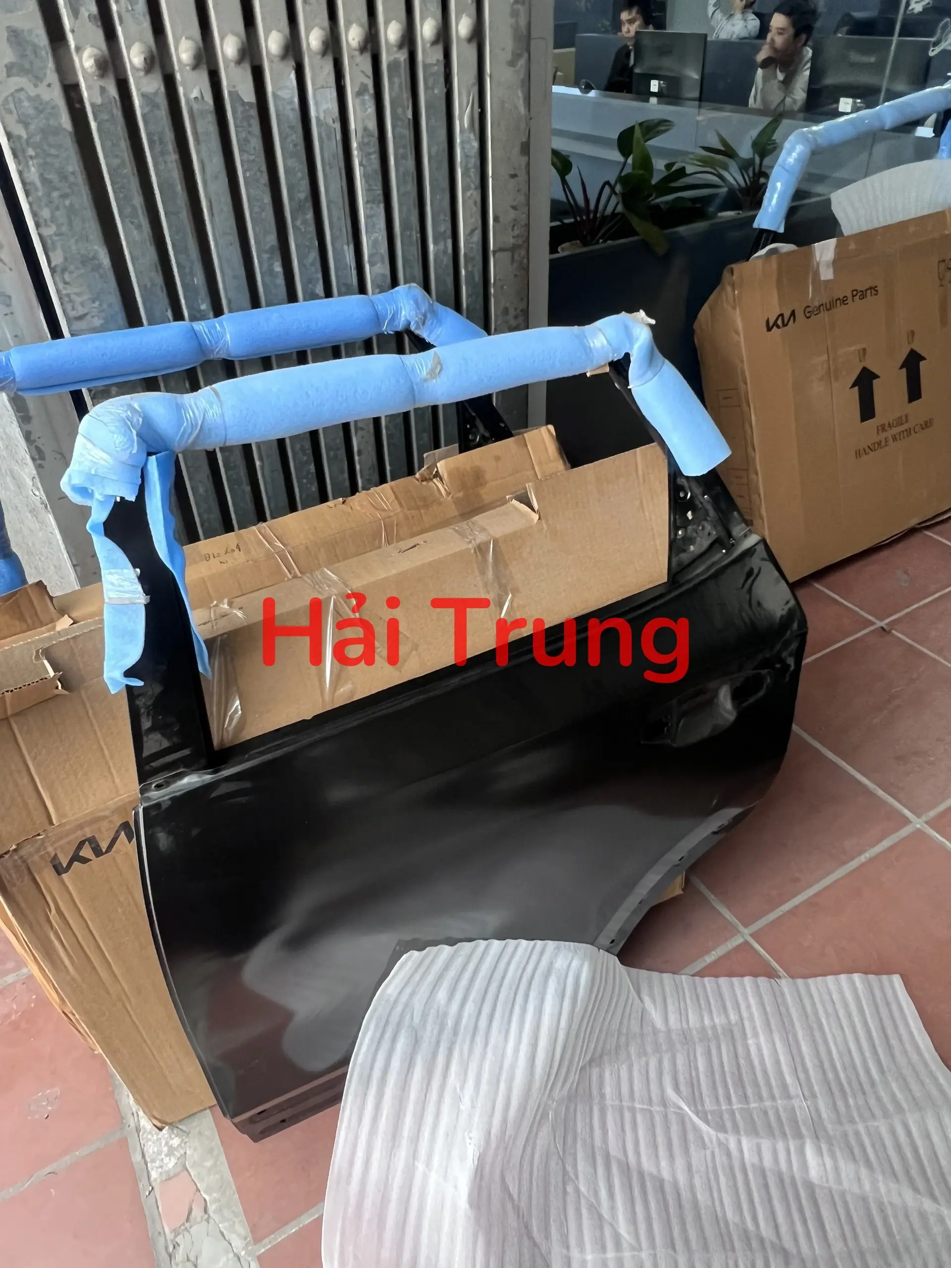 Cánh cửa sau Kia Seltos chính hãng