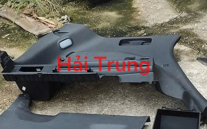 Táp pi cốp sau Hyundai Tucson 2015-2020 Tháo Xe