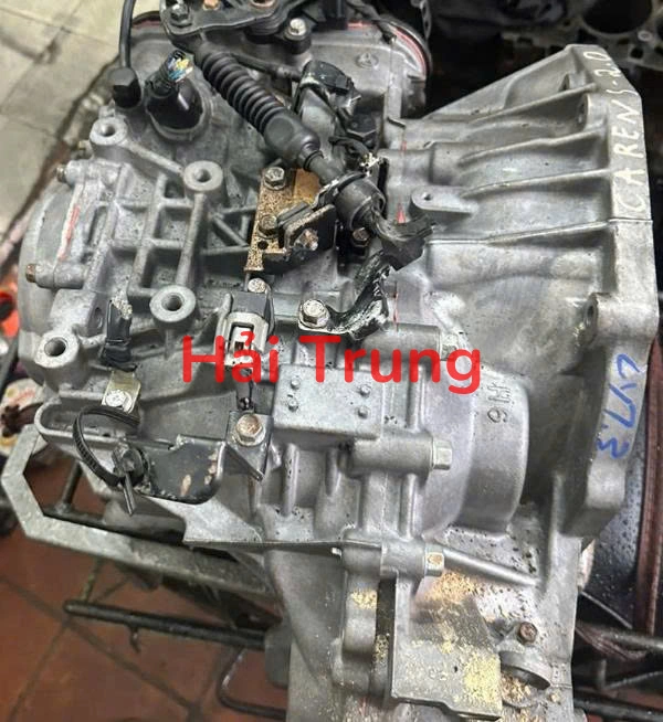Tháo xe Hộp số Kia Carens 2.0 máy xăng AT