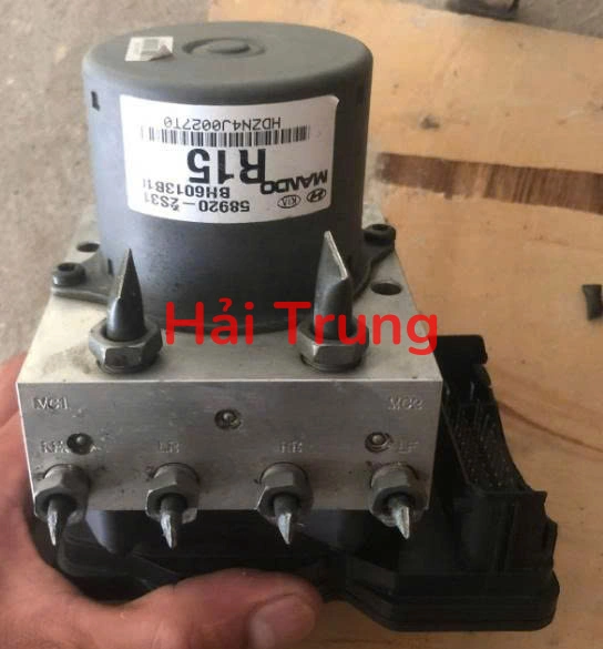 589202S310 Tháo xe Cụm ABS Hyundai Tucson 2009-2012