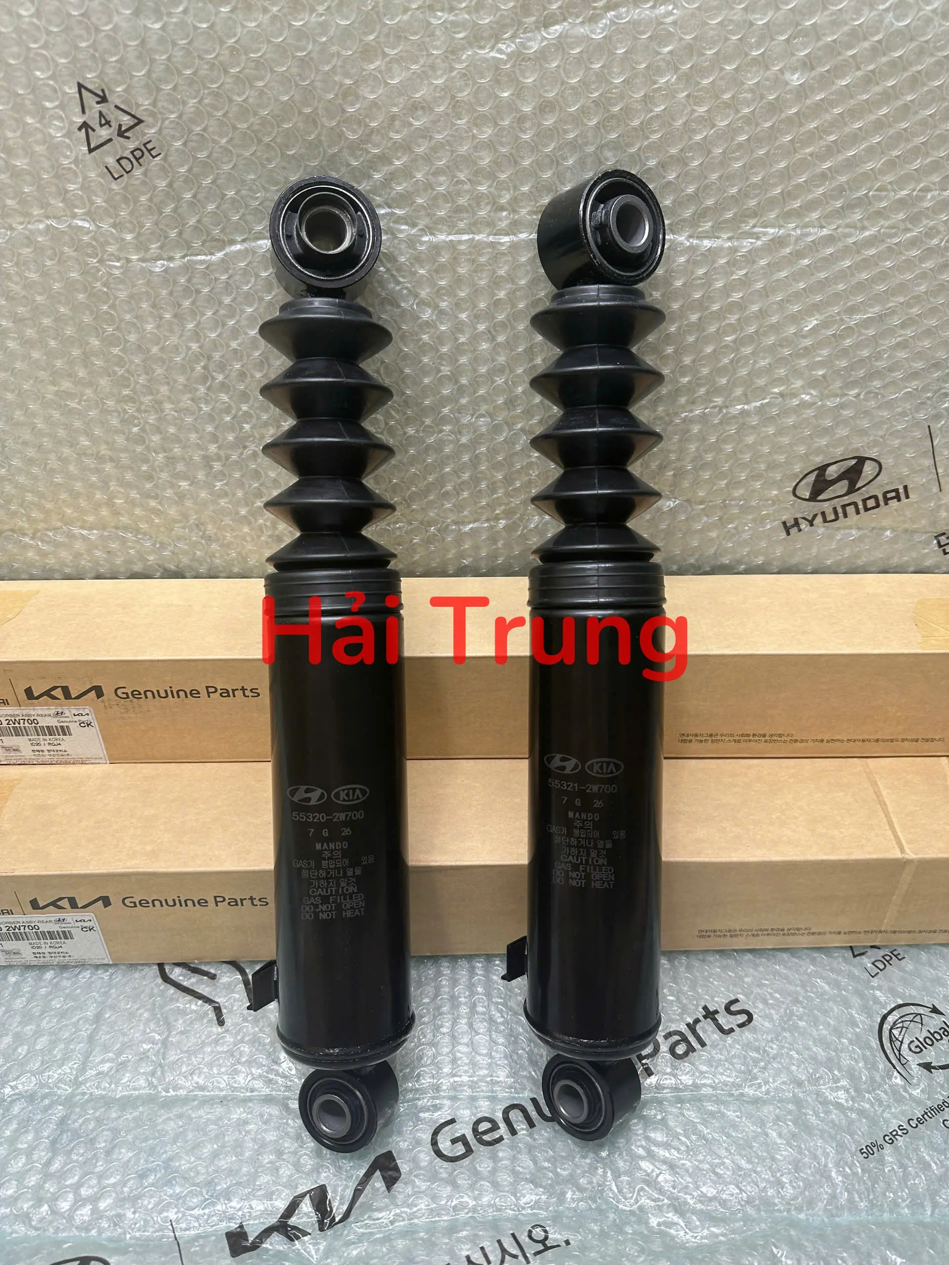 Giảm xóc sau Hyundai Santafe 2015-2018 cao cấp 553212W700 553202W700