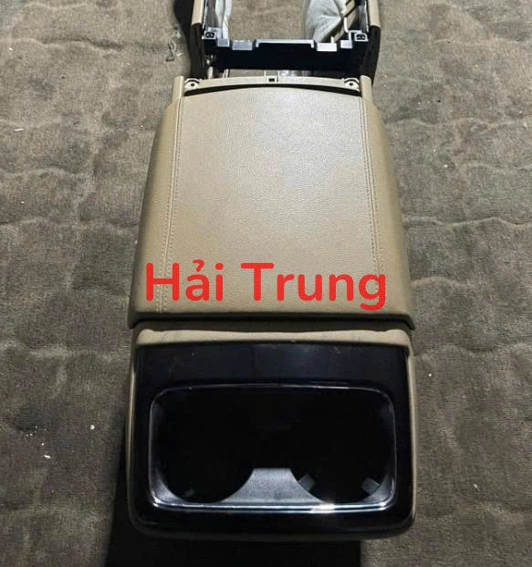 Yên ngựa Kia Sedona 2019 2020 Tháo Xe