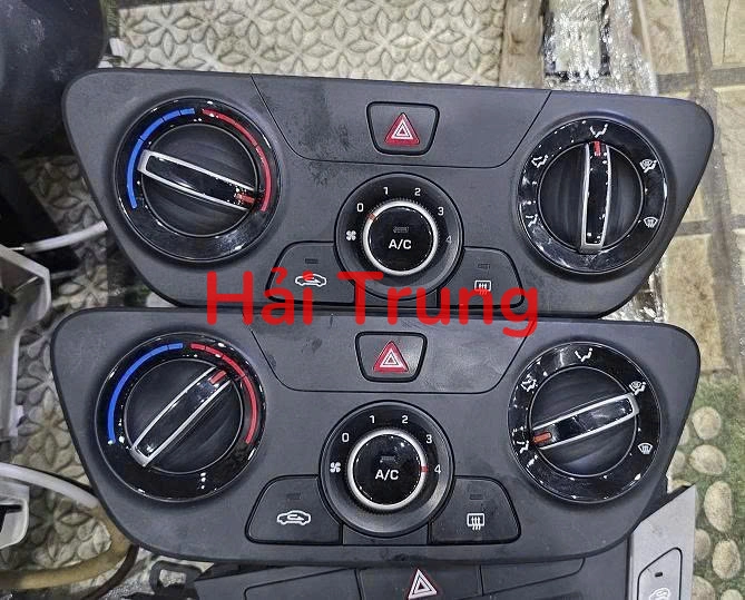 Công tắc điều khiển điều hòa AC Hyundai Accent 2019 2020 2021 2022