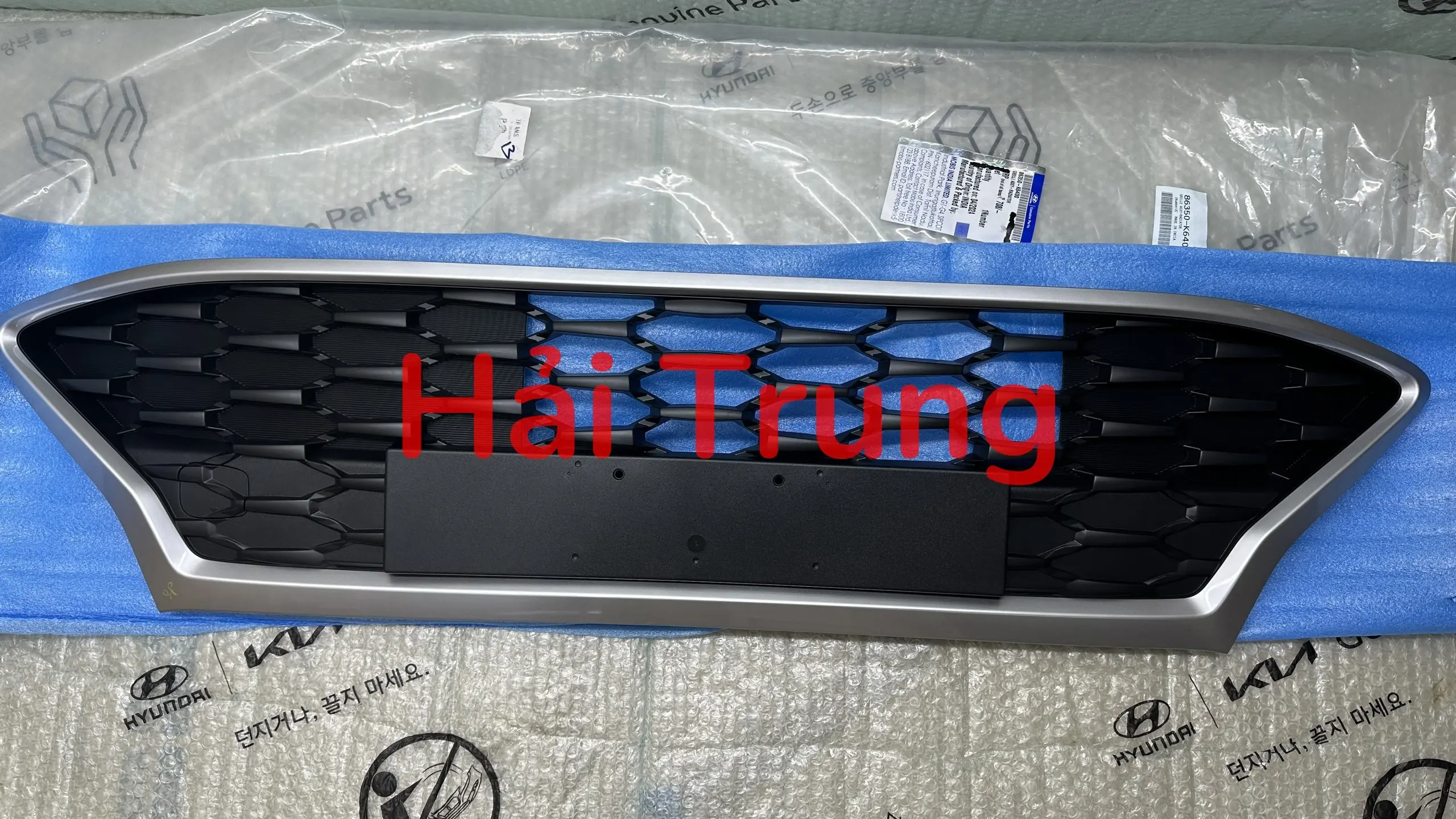 Mặt ca lăng Hyundai I10 Grand 2022-2025 chính hãng 86350K6400