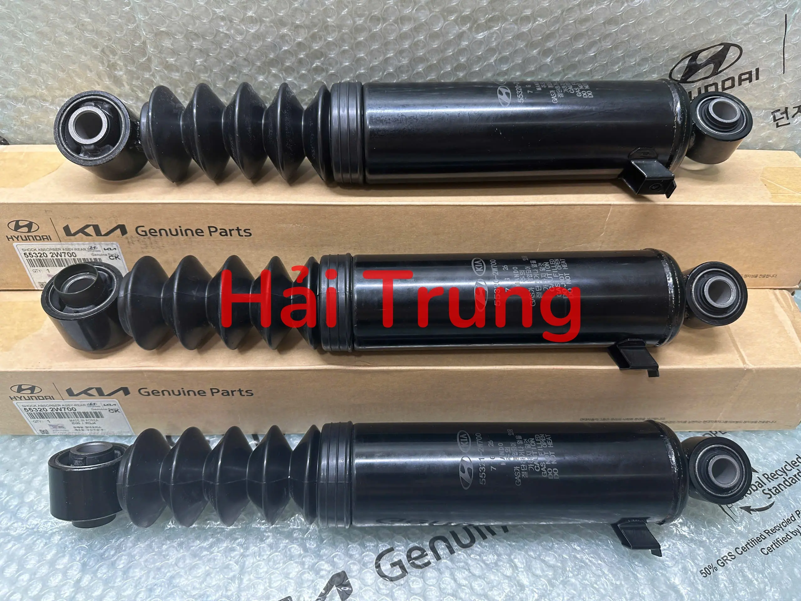 Giảm xóc sau Hyundai Santafe 2013-2018 cao cấp 553212W700 553202W700