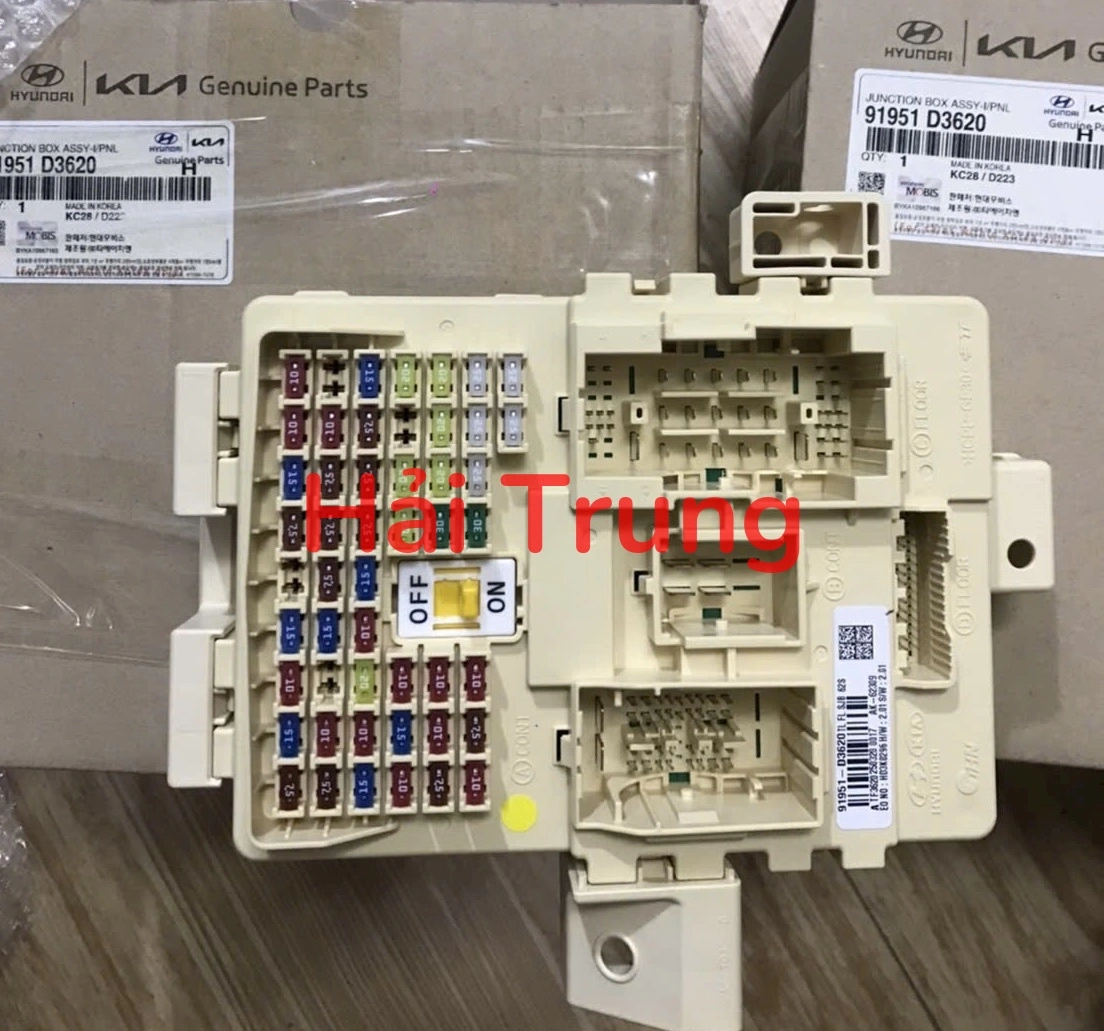 91951D3620 Hộp cầu trì trong xe Hyundai Tucson 2015-2020