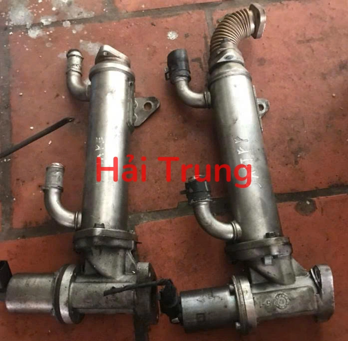 Van tuần hoàn khí thải EGR Hyundai Santafe 2009 2010 2011 Tháo Xe