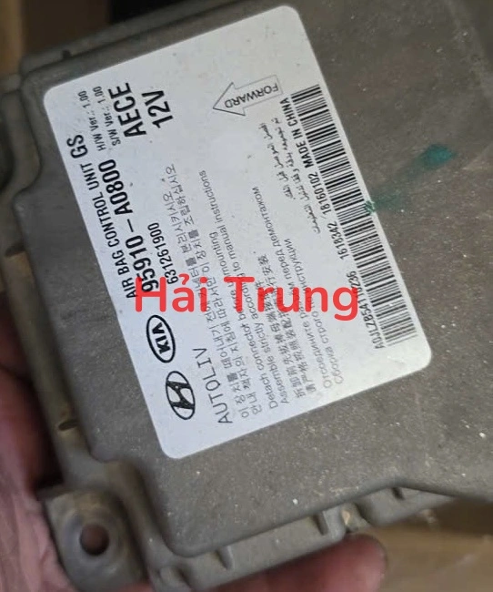 Hộp điều khiển túi khí Hyundai Creta Tháo xe 95910A0800