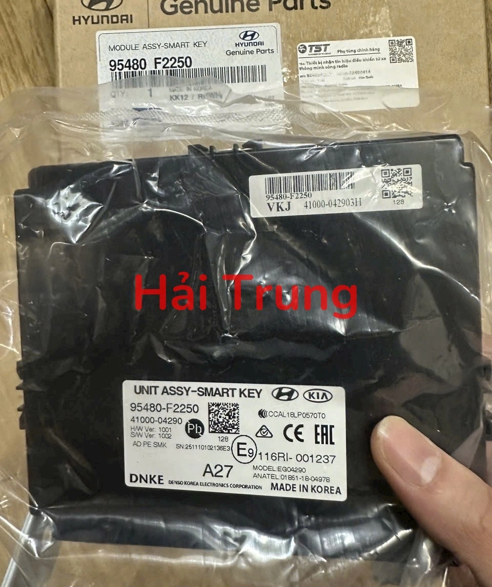 Hộp điều khiển khóa thông minh Smart Key Hyundai Elantra 2017 95480F2250