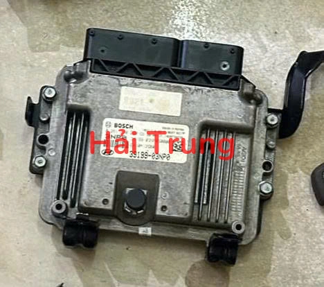 Tháo xe Hộp điều khiển động cơ Hộp đen ECU Hyundai I10 2022 2023 2024