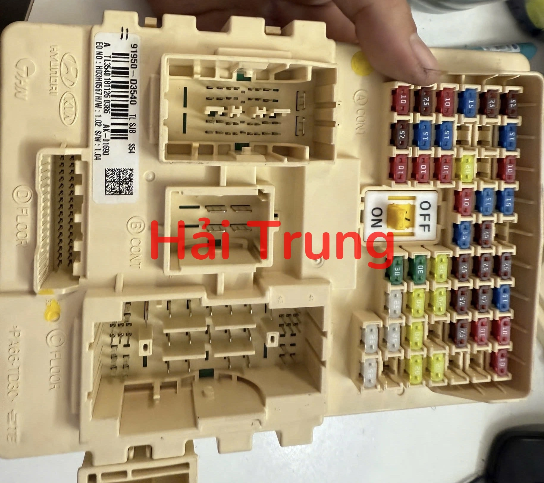 91950D3540 Hộp cầu trì Hyundai Tucson 2015-2018 Tháo Xe