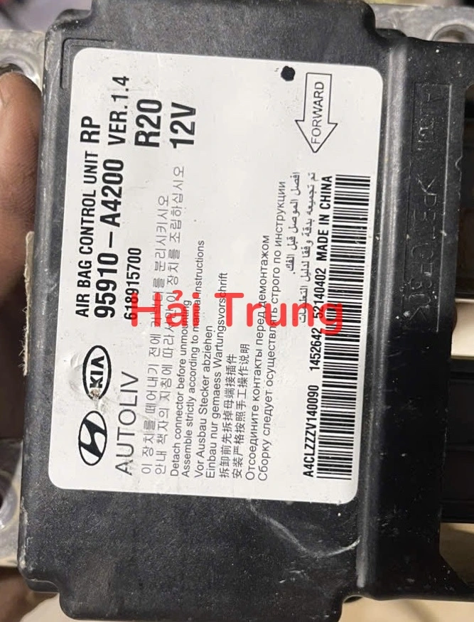 95910A4200 Hộp điều khiển túi khí Kia Rondo Tháo xe