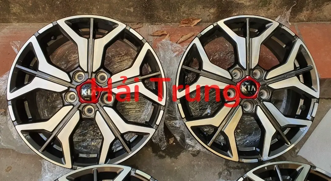 Lazang R17 Kia Seltos 2020-2025 thể thao 