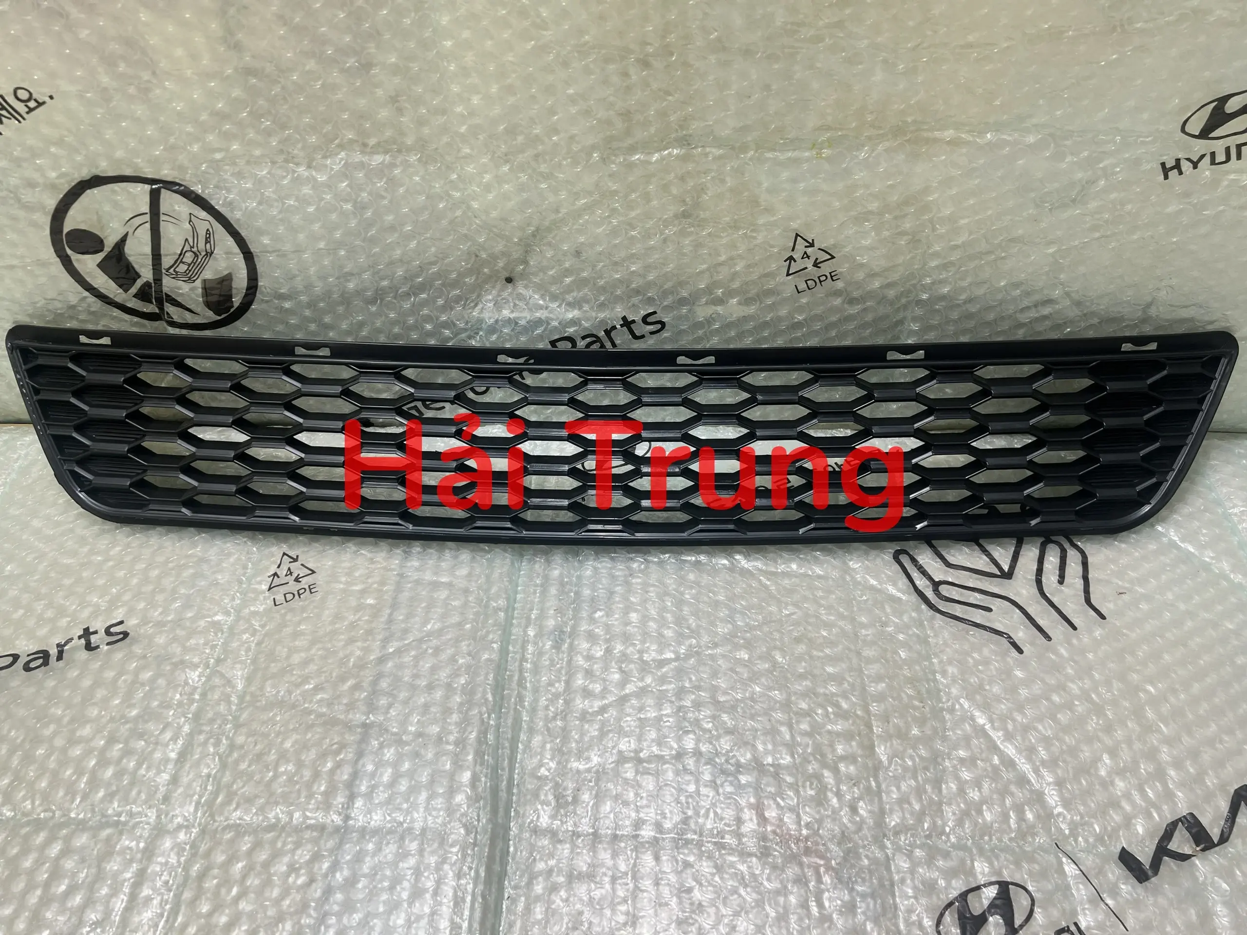 Lưới cản trước Kia Forte