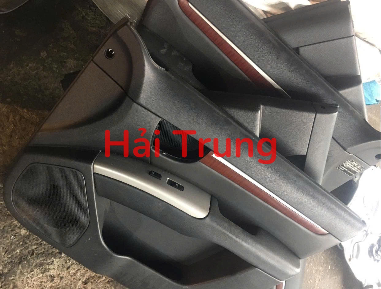 Táp pi cửa Hyundai Santafe 2009 2010 Tháo Xe