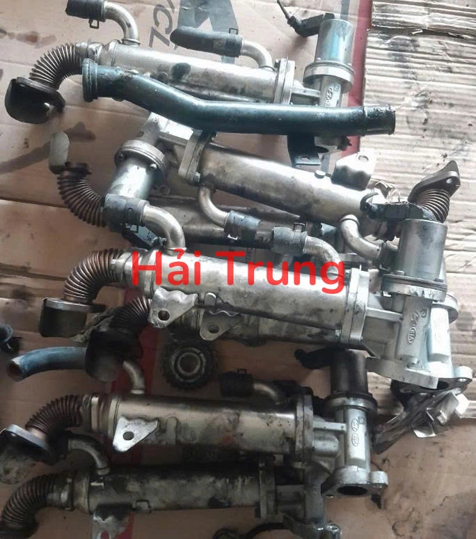 Cụm làm mát van tuần hoàn khí thải EGR Hyundai Santafe 2009 2010 Tháo Xe