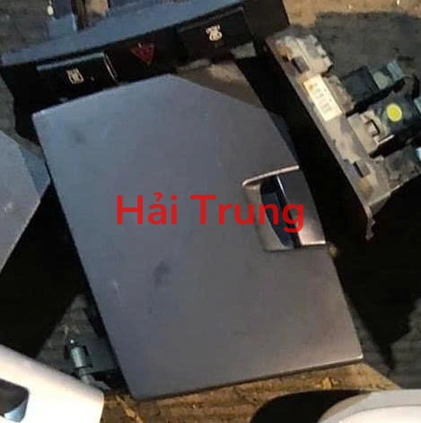 Nắp cốp phụ để đồ trong xe Hyundai Santafe 2009 2010 Tháo Xe