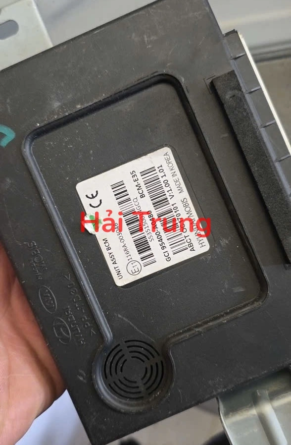 Hộp điều khiển thân xe Hyundai Creta Tháo xe 95400A0480