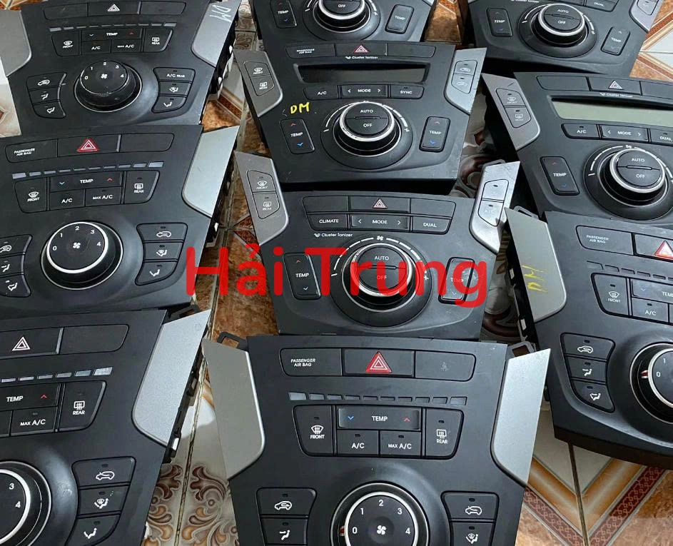 Tháo xe bảng điều khiển công tắc điều hòa Ac Hyundai SANTAFE 2018-2022