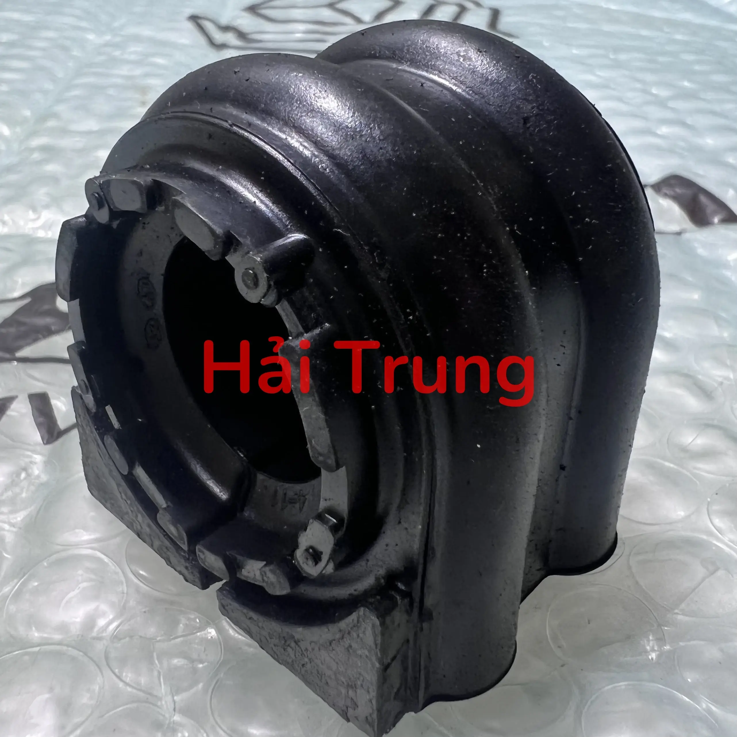 Cao su cân bằng trước Hyundai Santafe chính hãng