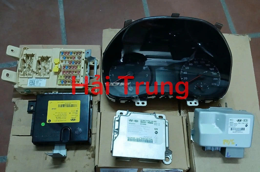 Hộp túi khí, hộp cọc lái, hộp cầu trì, hộp điều khiển thân xe Hyundai Accent 2018-2023