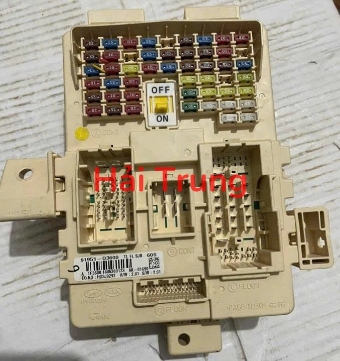 91951D3600 Hộp cầu trì trong xe Hyundai Tucson 2019-2021 Tháo Xe