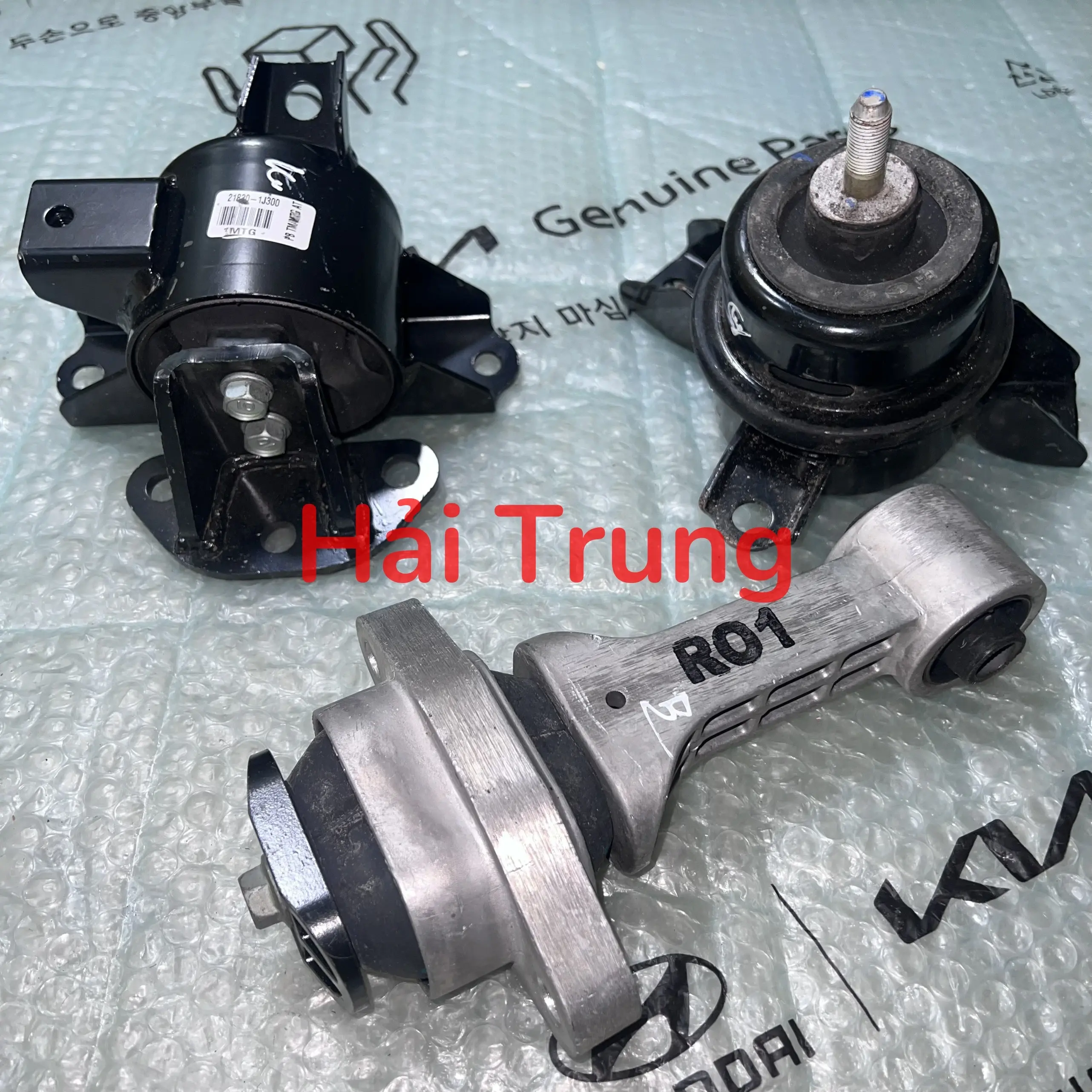 Bộ chân máy Hyundai I20 chính