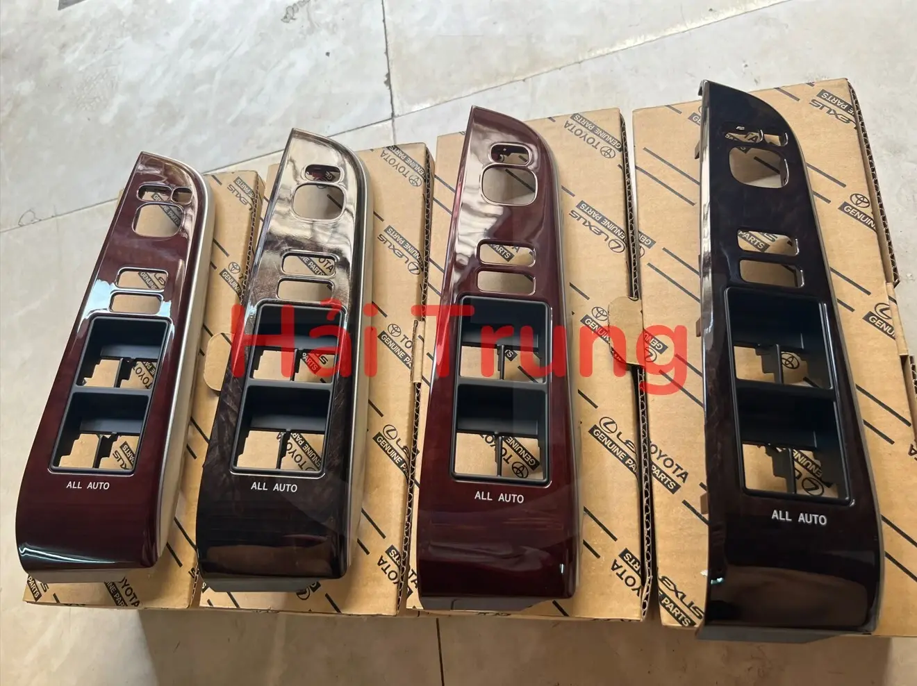 ỐP CÔNG TẮC LÊN XUỐNG KÍNH TỔNG TOYOTA CAMRY