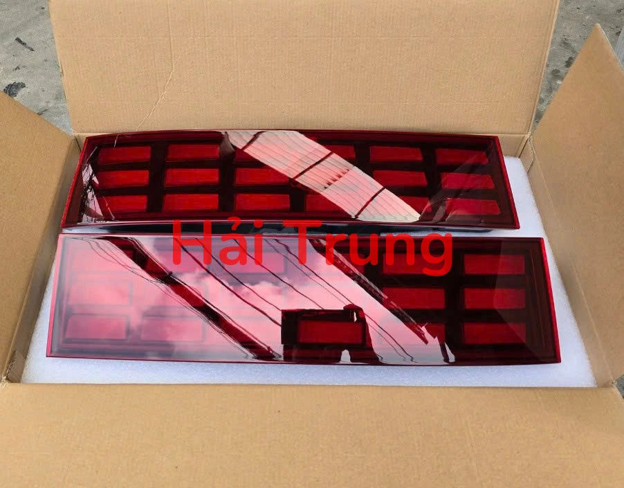 ĐÈN HẬU ĐỘ HYUNDAI SANTAFE 2025 2026 2027