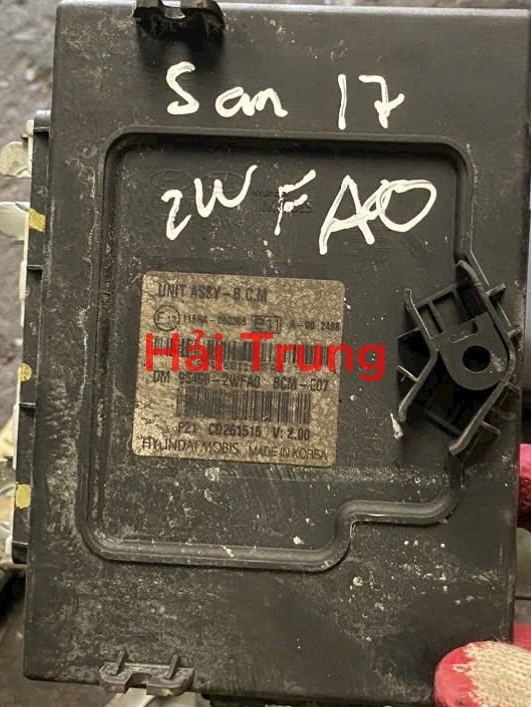 Hộp điều khiển thân xe BCM Hyundai Santafe 2015-2018 954002WFA0