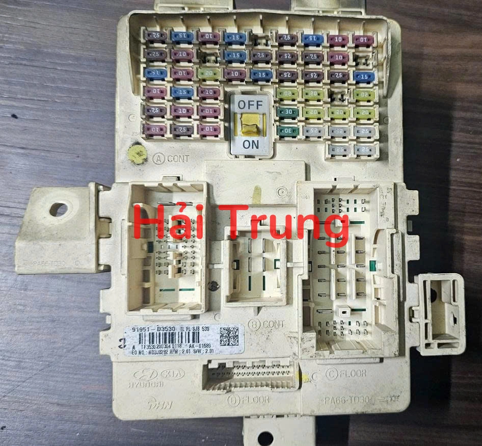 91951D3530 Hộp cầu trì Hyundai Tucson 2019-2022 Tháo xe