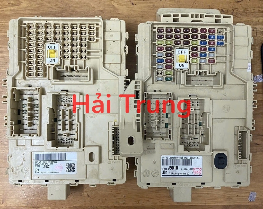 Tháo xe Hộp cầu trì Hyundai Kona 2018-2023 95910J9010