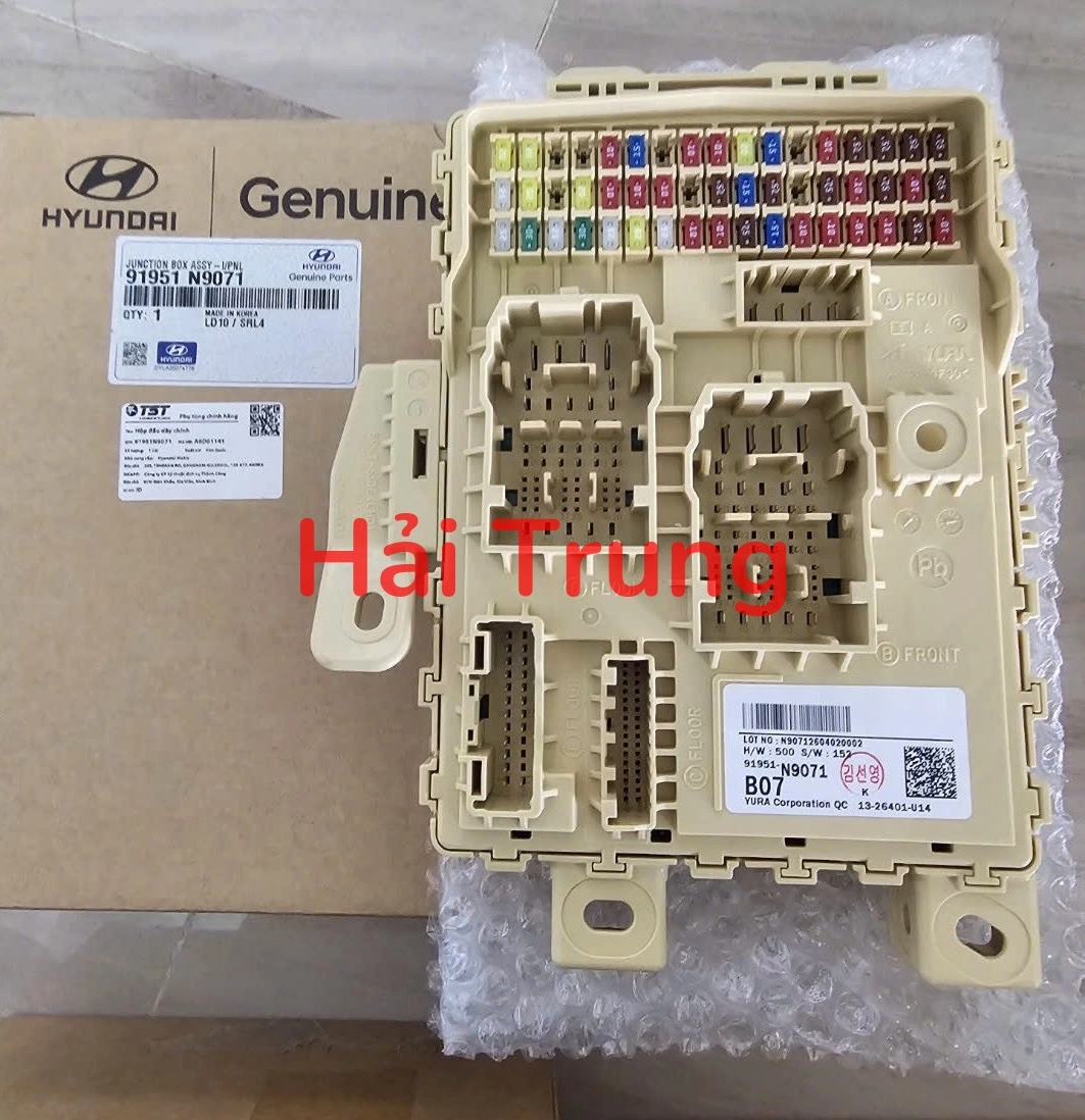 Hộp cầu trì trong xe Hyundai Tucson 2021-2025 91951N9071