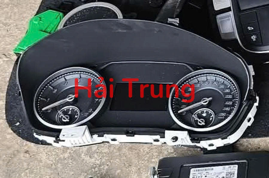 Tháo xe Đồng hồ táp lô Hyundai Santafe 2022-2024