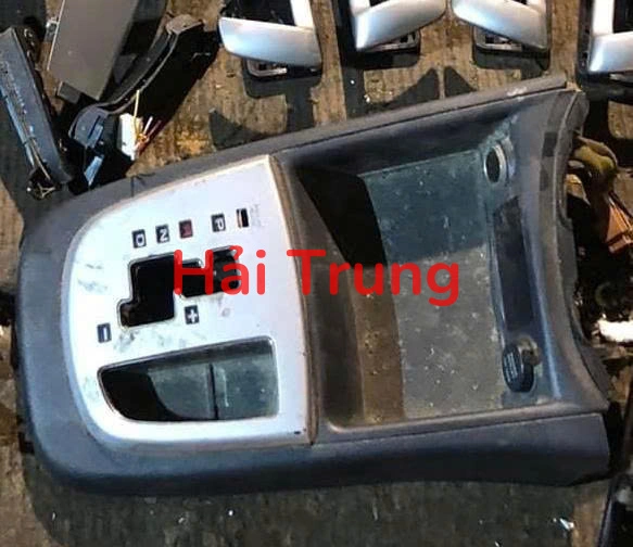 Ốp cần số Hyundai Santafe 2009 2010 Tháo Xe