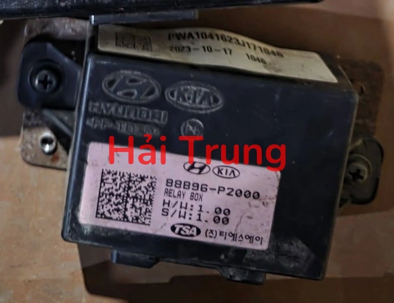 88B96P200 Hộp ghế Hyundai Kia Tháo Xe