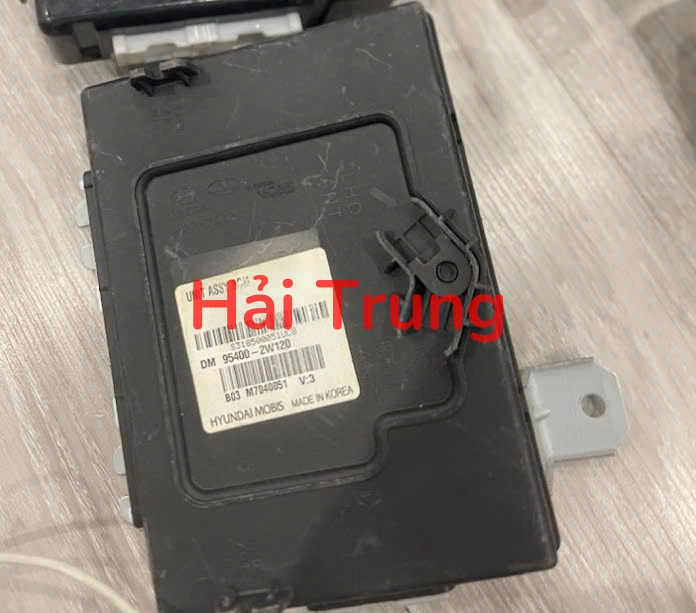 954002W120 Hộp điều khiển điện thân xe BCM Hyundai Santafe 2013-2018 Tháo Xe