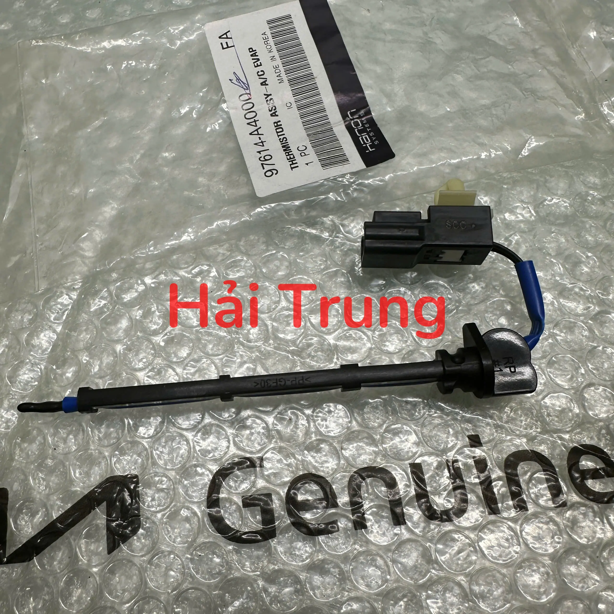 Cảm biến nhiệt độ dàn lạnh Kia Rondo 2015-2020 chính hãng HCC 97614A4000 