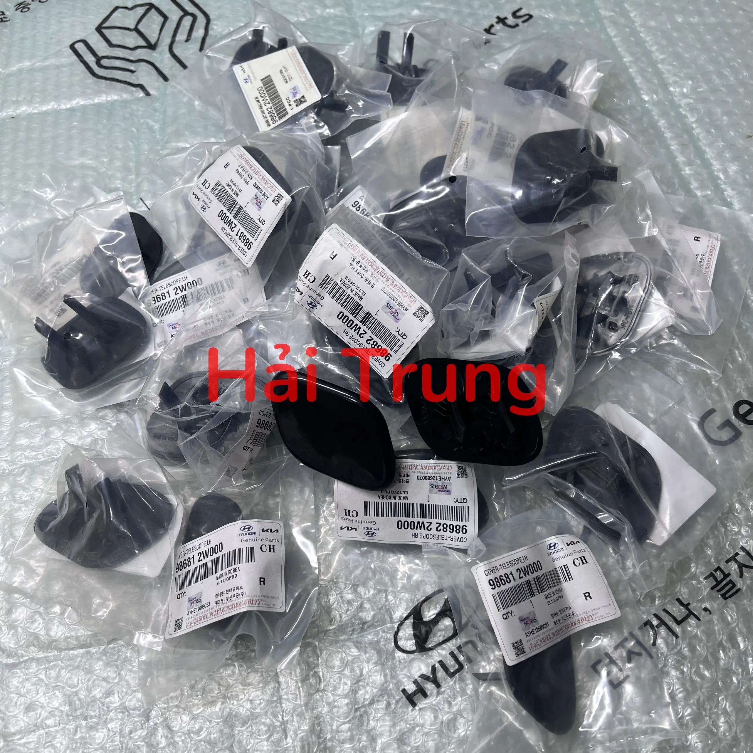 Nắp đậy vòi rửa đèn pha Hyundai Santafe 2012-2015 cao cấp 986812W000 986822W000