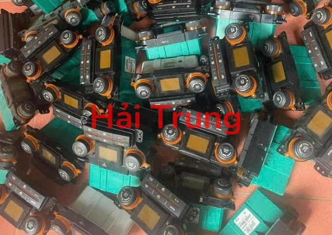 BẢNG ĐIỀU KHIỂN ĐIỀU HÒA KIA CARENS, RONDO THÁO XE