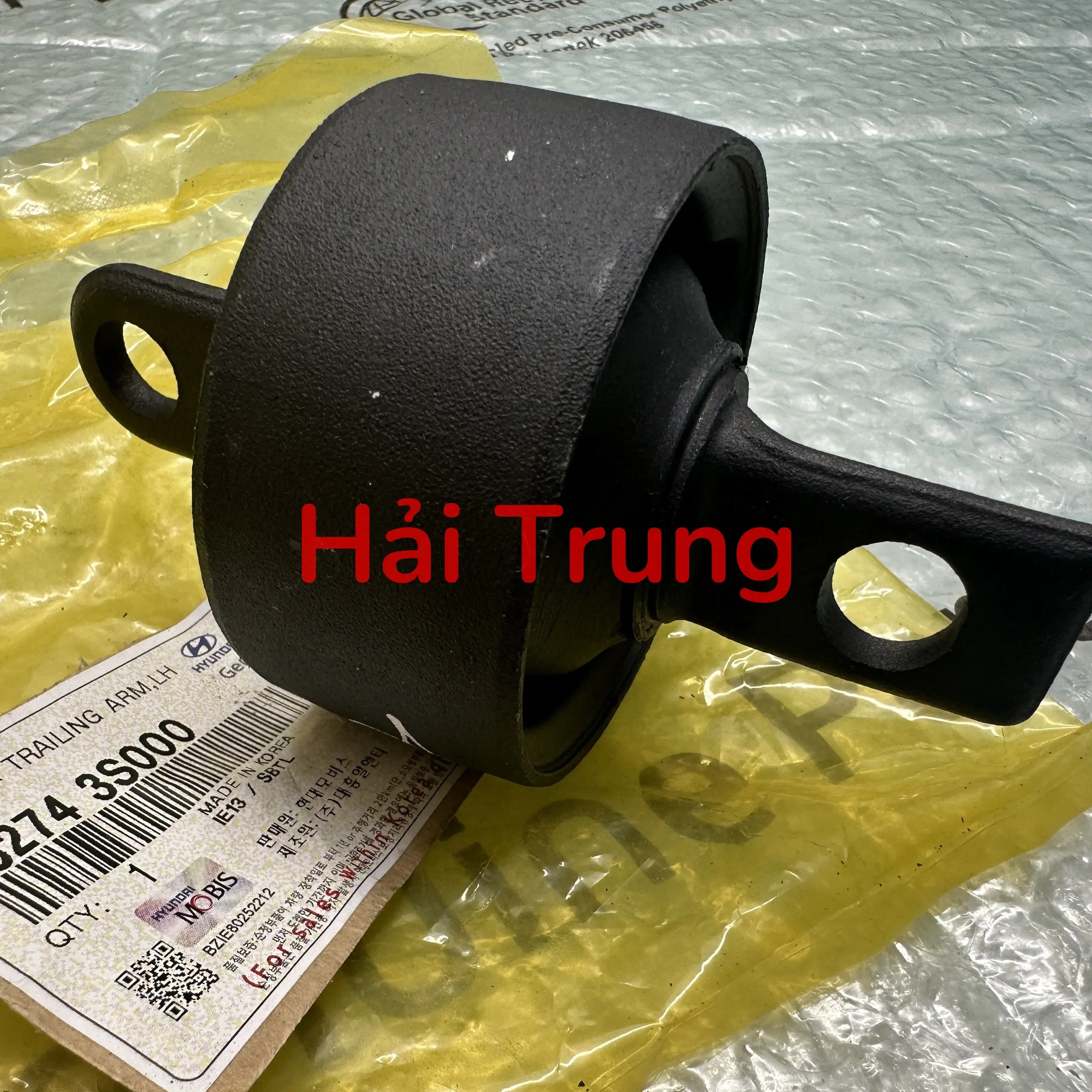 Cao su thanh giằng dọc Hyundai Sonata 2009-2014 chính hãng 552743S000(1)
