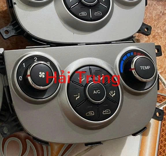 Tháo xe bảng điều khiển công tắc điều hòa Ac Hyundai Santafe 2010-2013